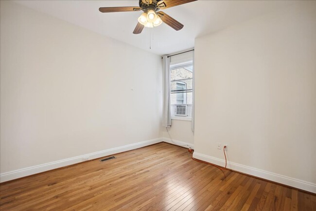 Building Photo - Pet Friendly Luxury DC TH - 3 bed +  3.5 B...