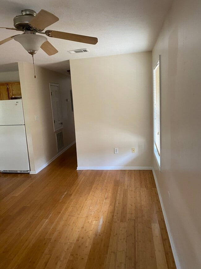Building Photo - Beautiful 3/1 House in Waveland, MS