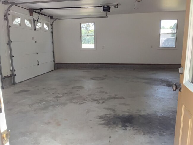 Building Photo - 4331 NC-24