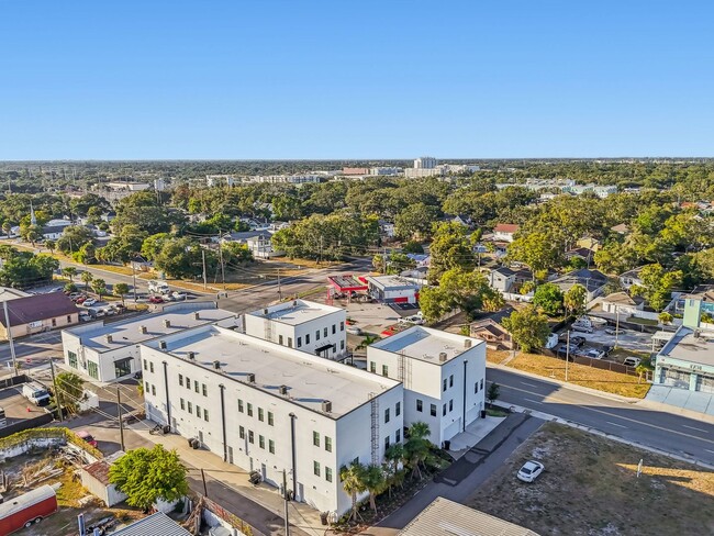 Building Photo - Modern Townhome For Lease in downtown St Pete and Warehouse Arts District