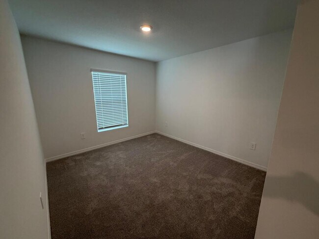 Building Photo - 2167 Lone Oak Ln