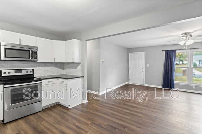 Building Photo - 1232 Beverly Dr