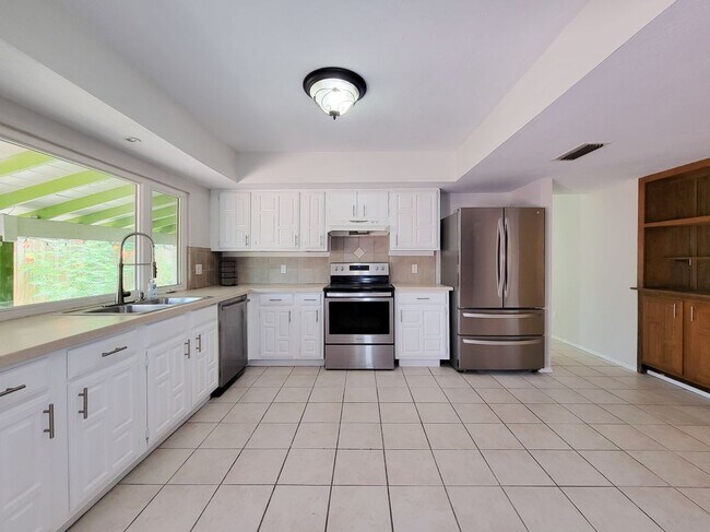 Building Photo - 16914 Judyleigh Dr