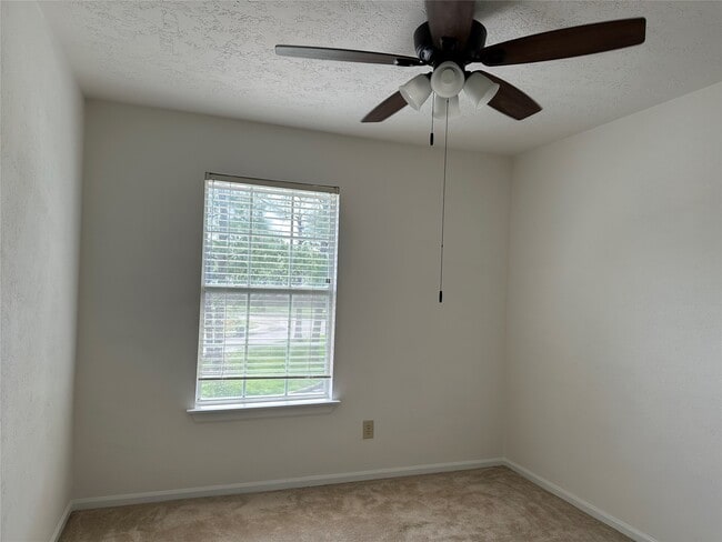 Building Photo - 14202 Misty Knoll Ct