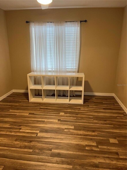 Building Photo - 211 Thorn Tree Place Unit 211
