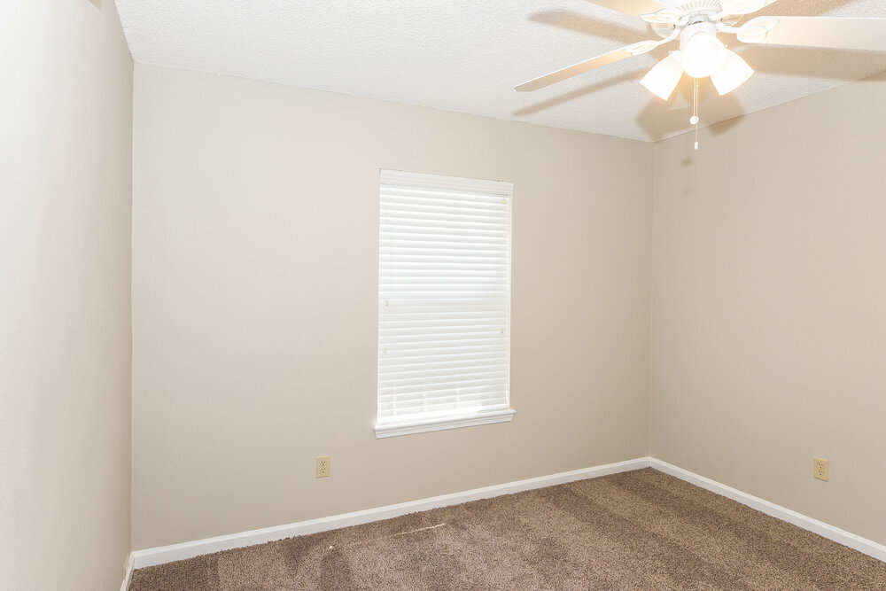 Building Photo - 3423 Brahma Bull Cir N
