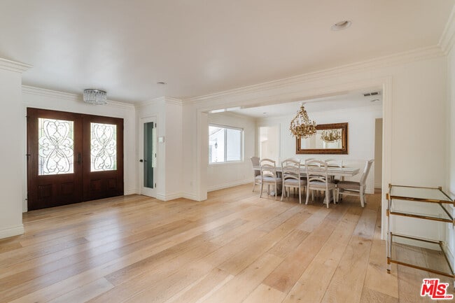 Building Photo - 15514 Del Gado Dr