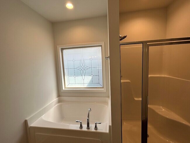 Building Photo - 115 Pomelo St