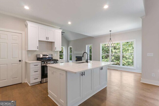 Building Photo - 400 Ansley Dr