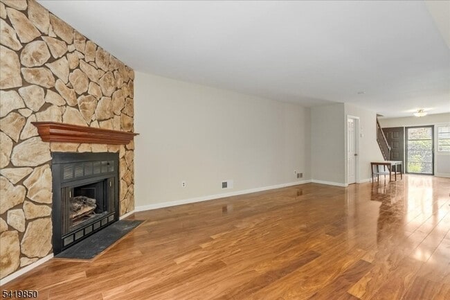 Building Photo - 83 Patriots Rd