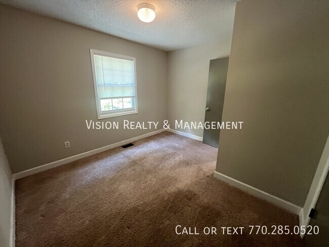 Building Photo - 750 Blandenburg Rd