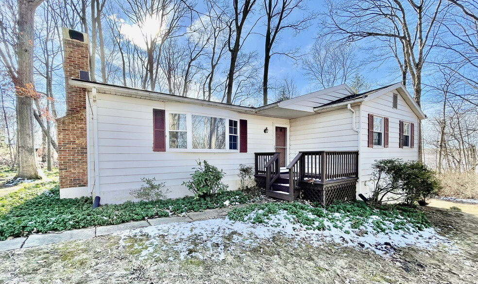 Front of the Home - 21628 Parker Rd