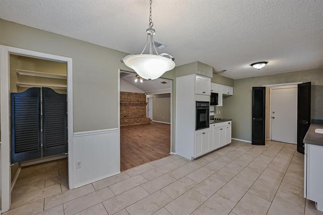 Building Photo - 3401 Steeplechase Trail