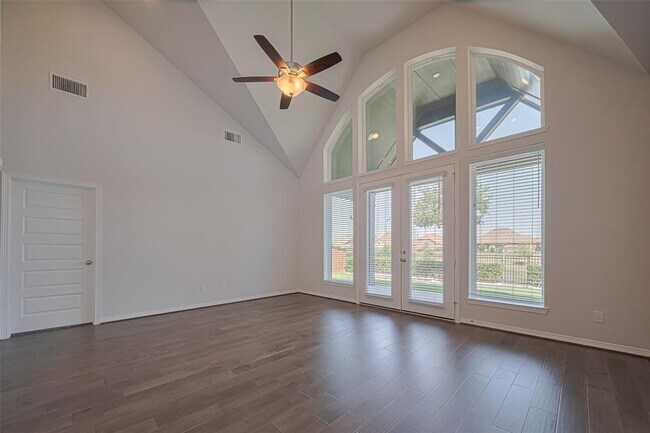 Building Photo - 1818 Smithers Landing Dr