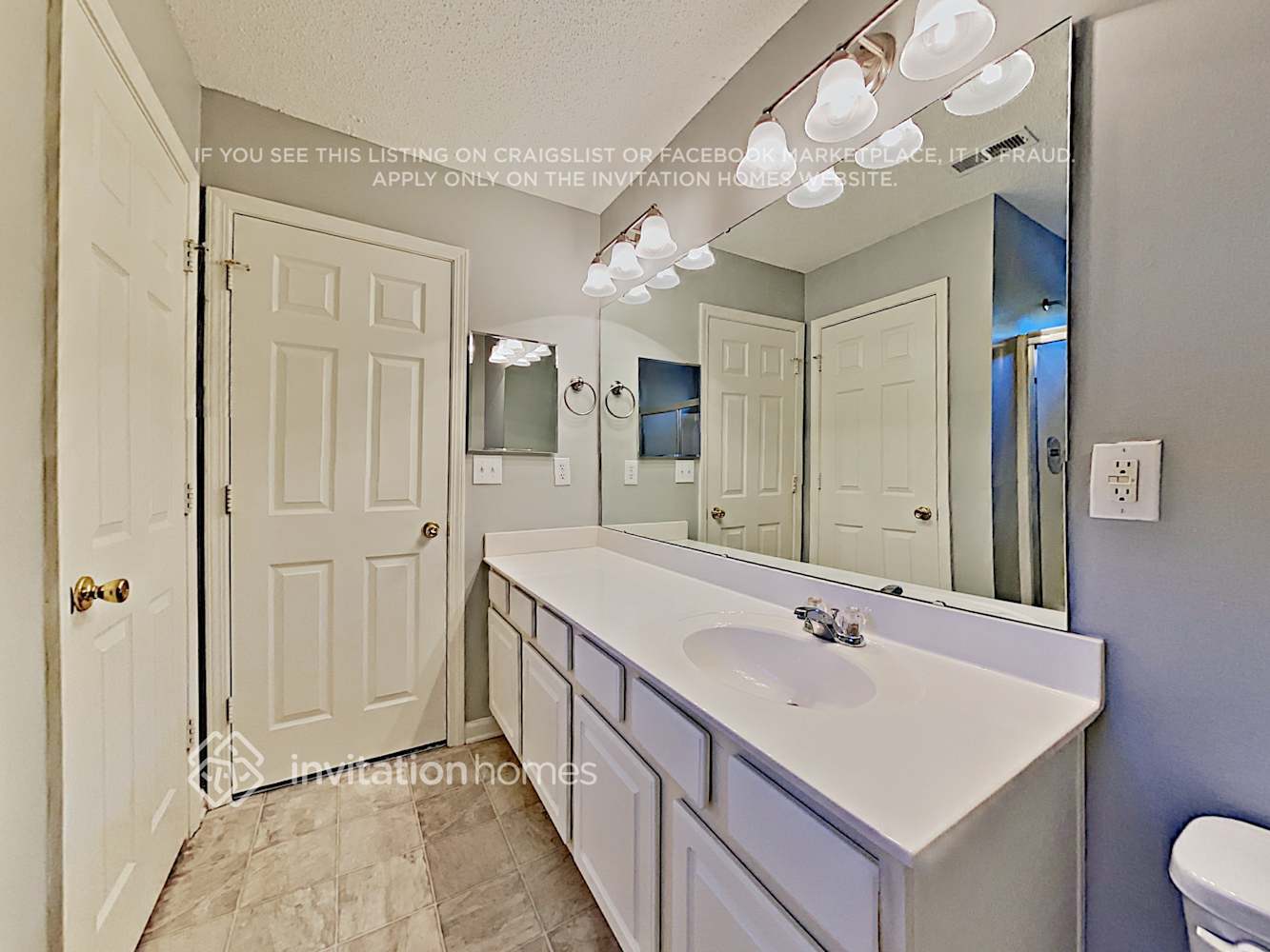 Building Photo - 4262 Everest Dr