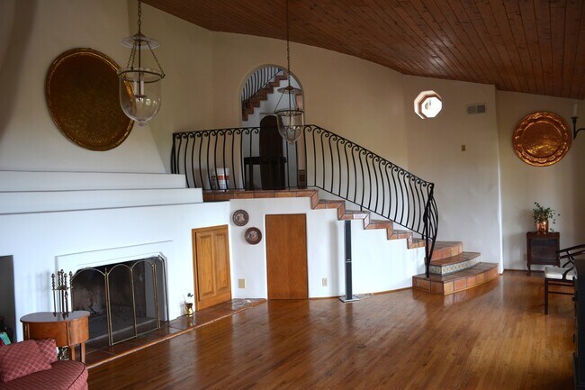 Building Photo - 32415 Aqua Vista Dr