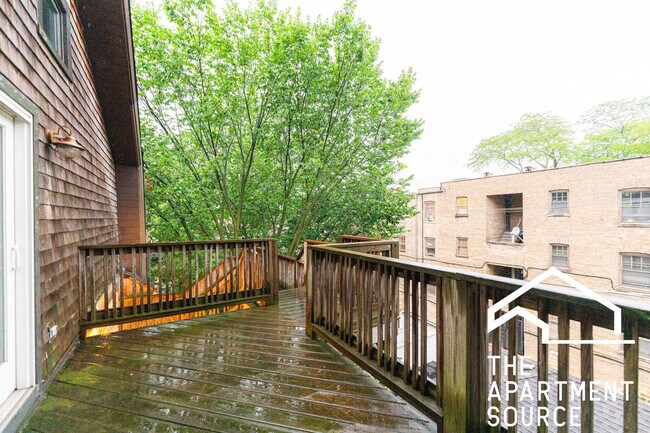 Building Photo - 2017 Harrison St