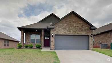 Building Photo - 16008 Mendoza Dr