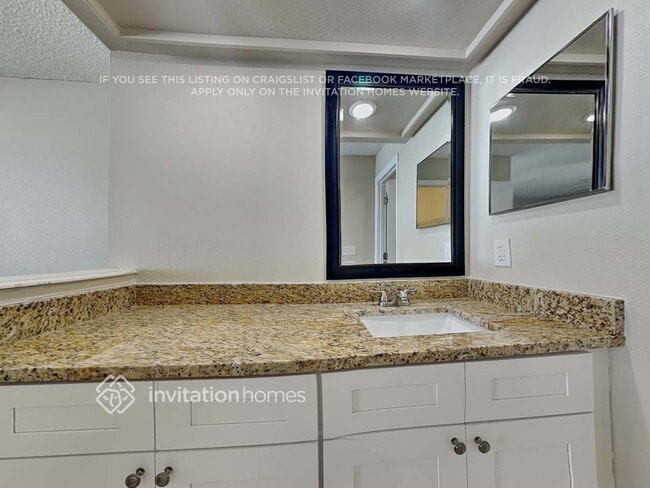 Building Photo - 430 Vineyard Dr