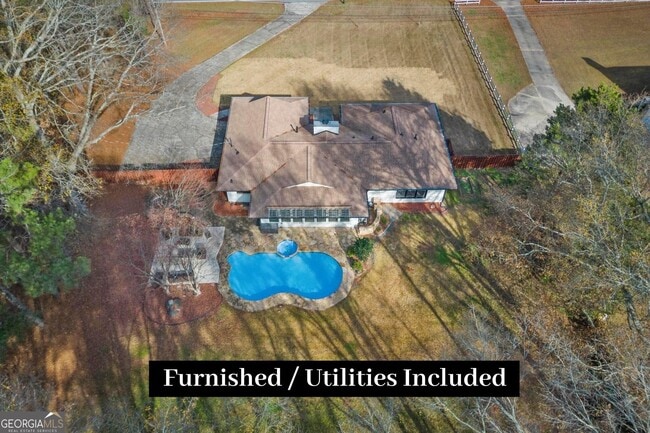 Primary Photo - 558 Kenwood Rd