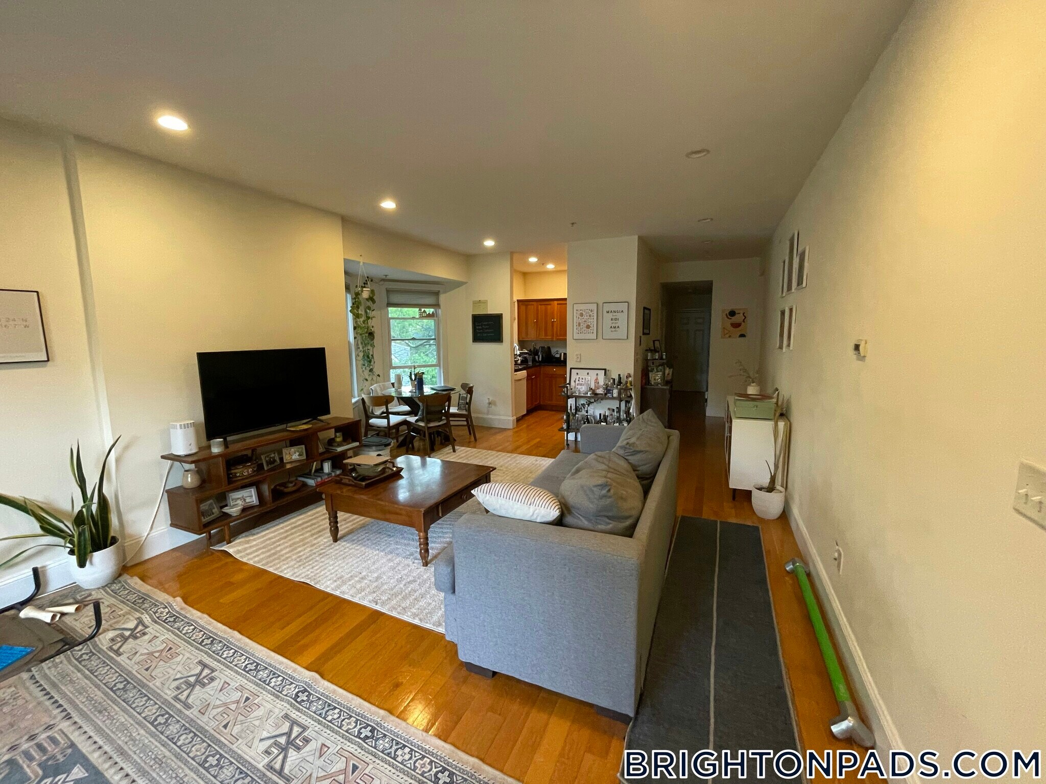 Building Photo - 10 Selkirk Rd