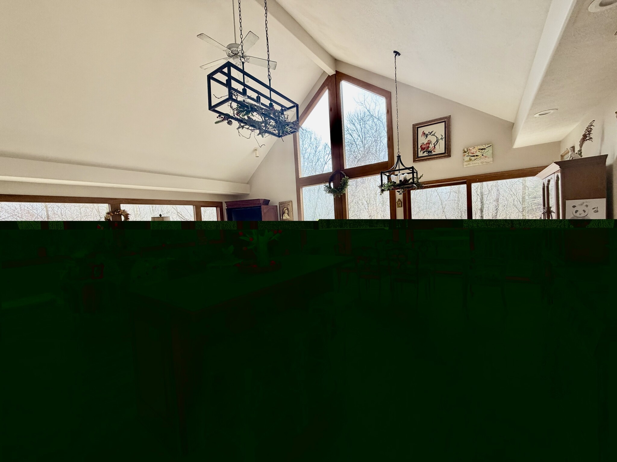 Building Photo - 6170 E Lake Dr