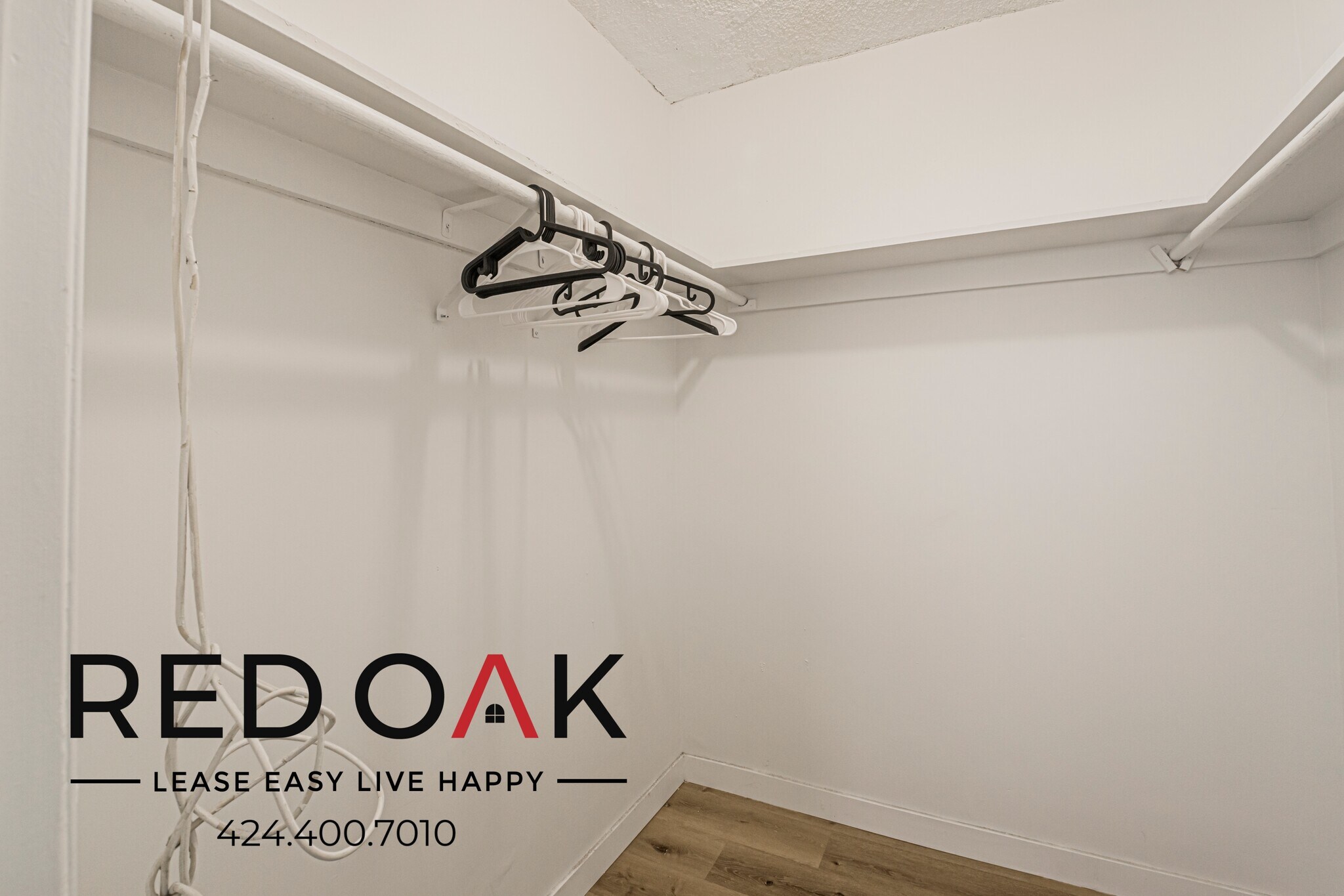 Building Photo - 2065 Rodney Dr