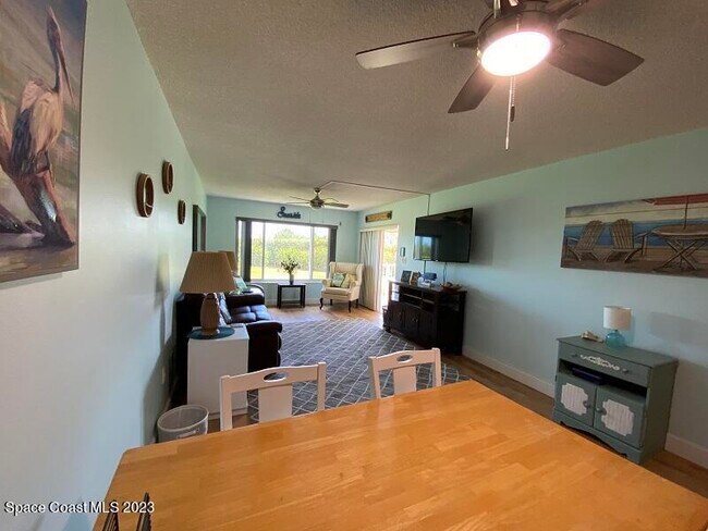 Building Photo - 555 Fillmore Ave