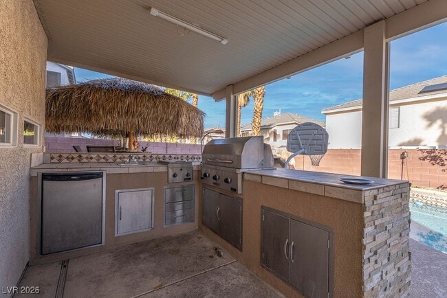 Building Photo - 7898 Spindrift Cove St