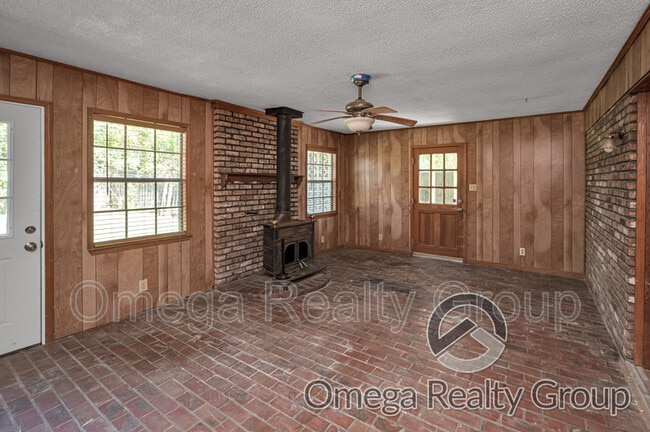 Building Photo - 21 Cullen Dr