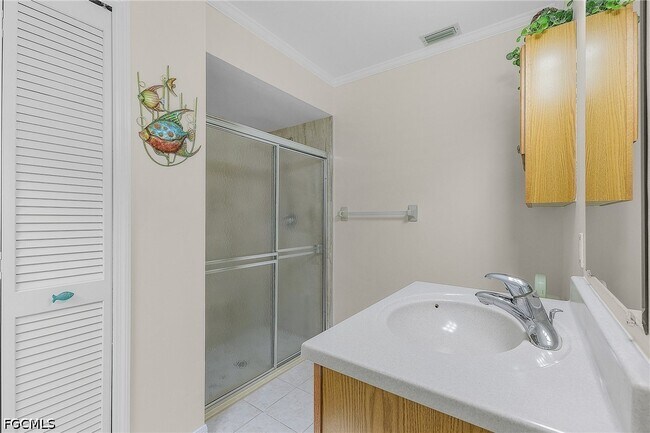 Building Photo - 1409 SW 1st Pl