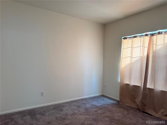 Building Photo - 20541 E Union Ave