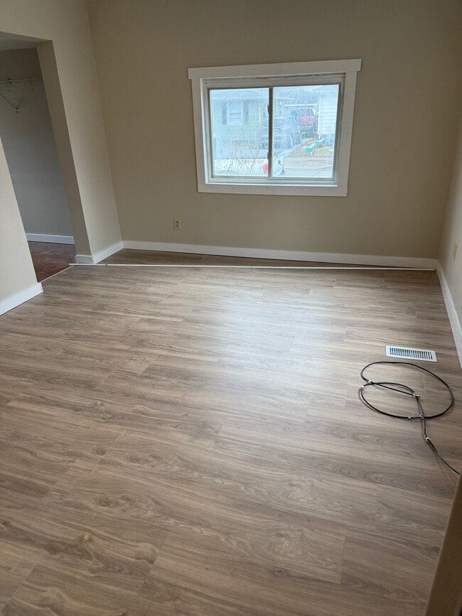 Building Photo - 1606 N Lindsay St