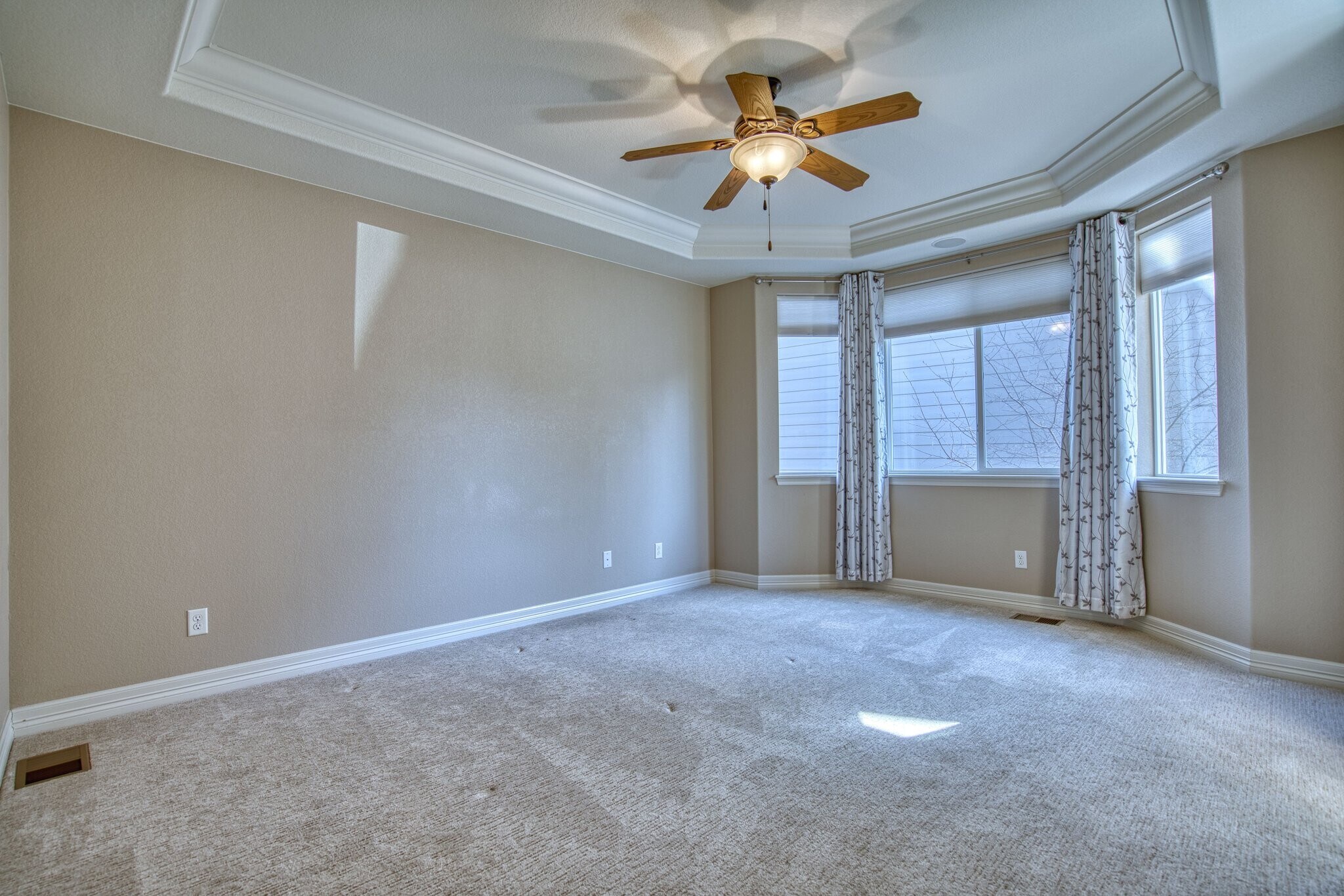 Building Photo - 2406 Spruce Creek Dr
