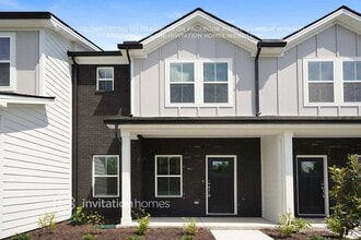Building Photo - 102 Maybrook Dr