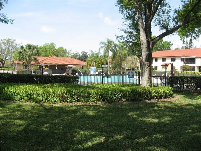 Building Photo - 5644 Gardens Dr