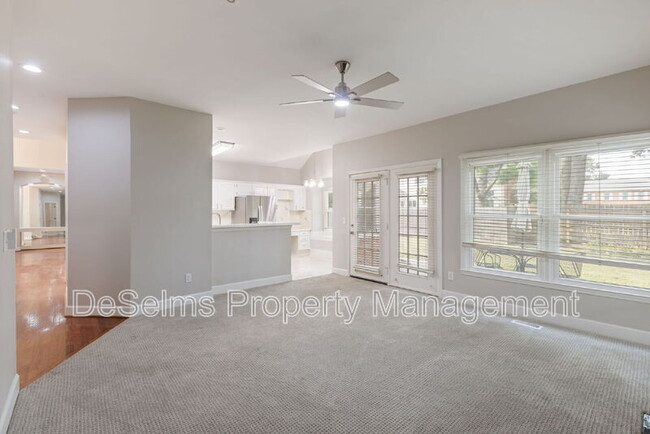 Building Photo - 1012 Beech Tree Ln