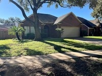 Building Photo - 4630 Jaymar Dr