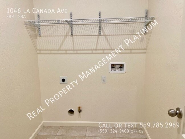 Building Photo - 1046 La Canada Ave