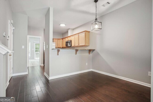 Building Photo - 2360 Johnson Rd NE