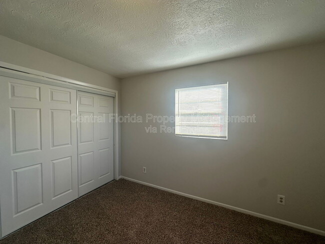 Building Photo - 213 Montana Ave