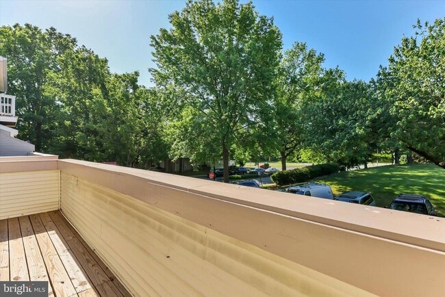 Building Photo - 9411 Royal Bonnet Terrace