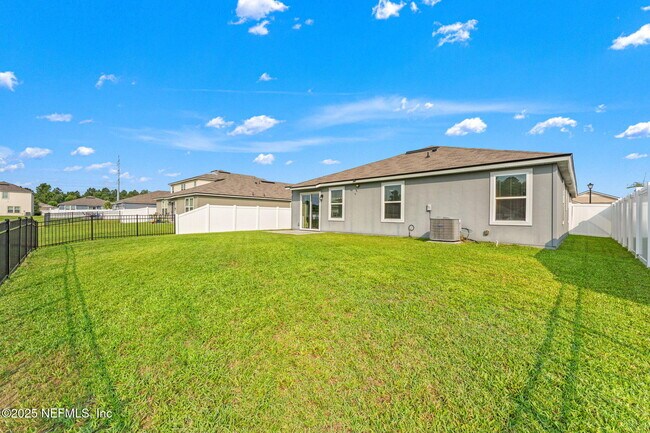 Building Photo - 11529 Stickleback Ln