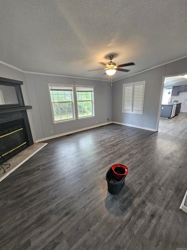 Building Photo - 3345 Confederate Dr