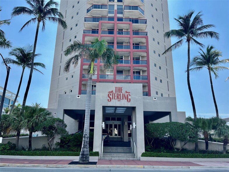 Building Photo - 6767 Collins Ave