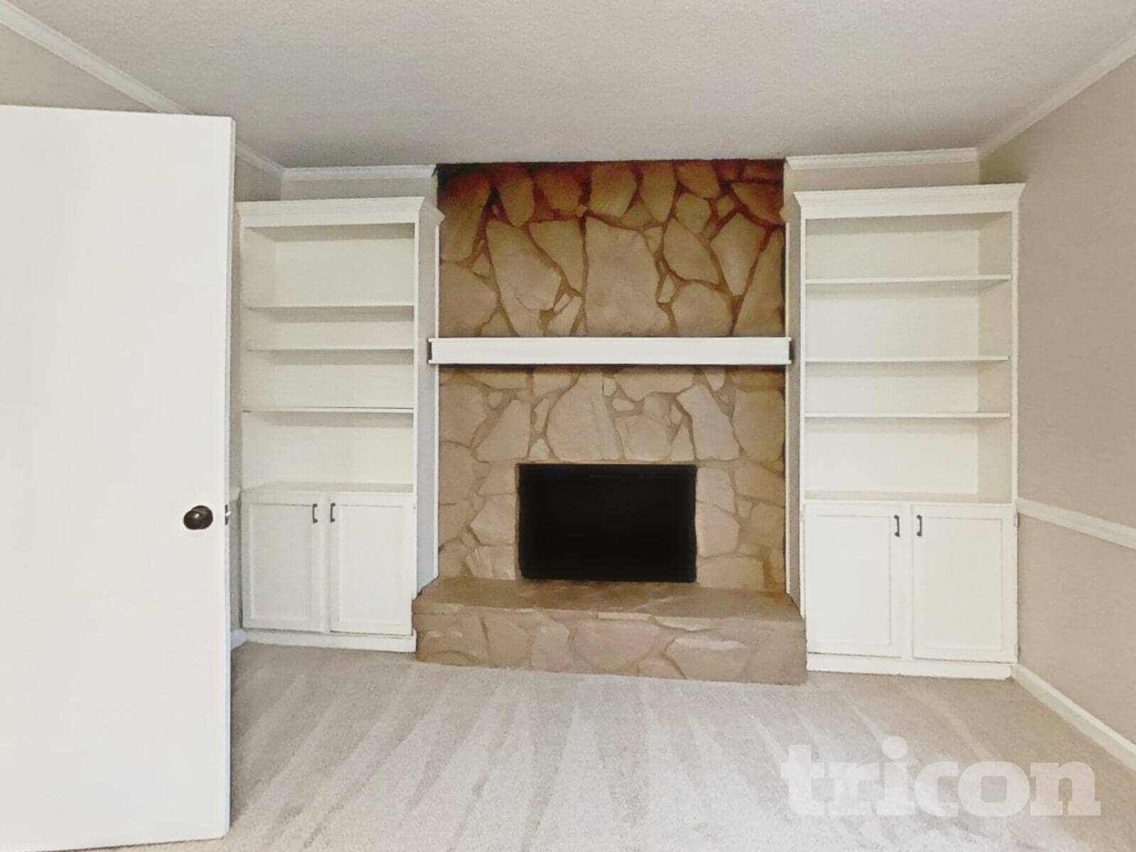 Building Photo - 4659 Sierra Ct