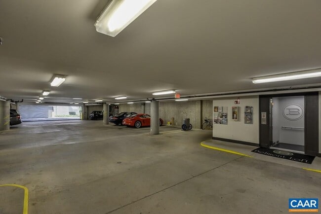 Building Photo - 200 Douglas Ave