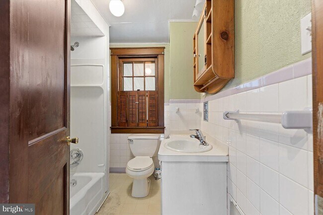 Building Photo - 151 S Grant St