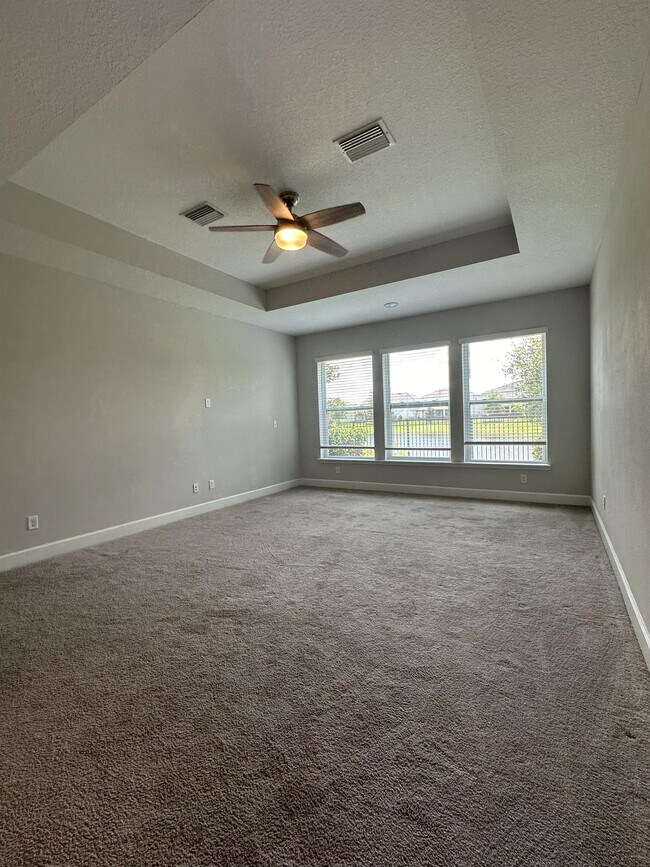 Building Photo - 24 Woodsong Ln