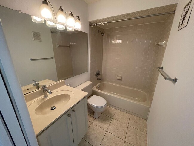 Building Photo - 2178 Arbour Walk Cir